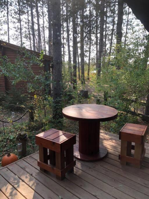 Fancy Fireflies Cabin Хейуърд Екстериор снимка